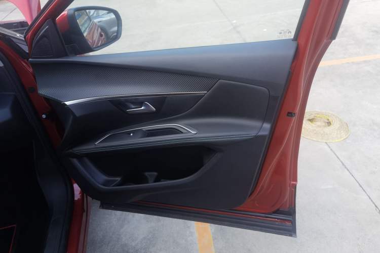 Used Peugeot 4008 2021 360THP Technology Edition Interior 5