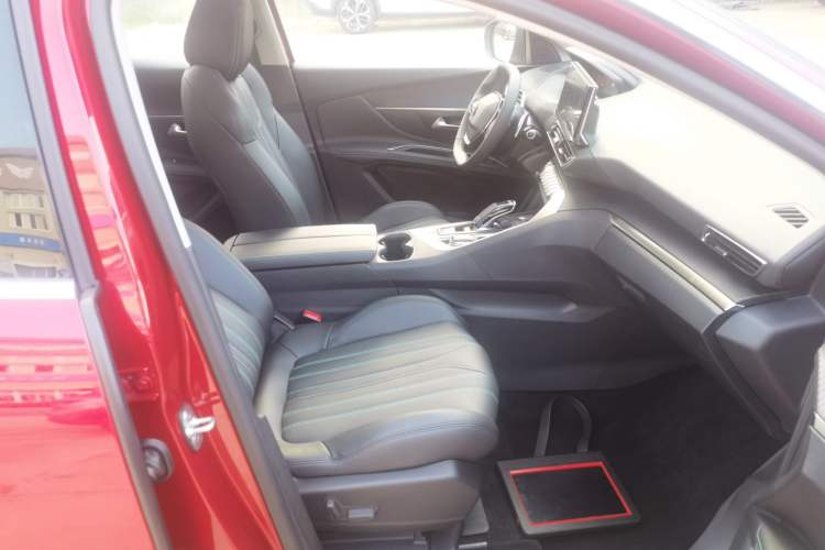 Used Peugeot 4008 2021 360THP Technology Edition Right Front Seat