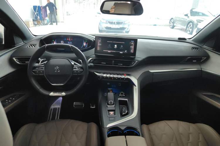 Used Peugeot 4008 2021 400THP Ultimate GT Edition Center Console