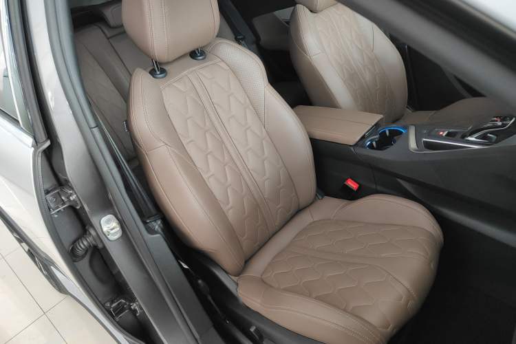 Used Peugeot 4008 2021 400THP Ultimate GT Edition Right Front Seat
