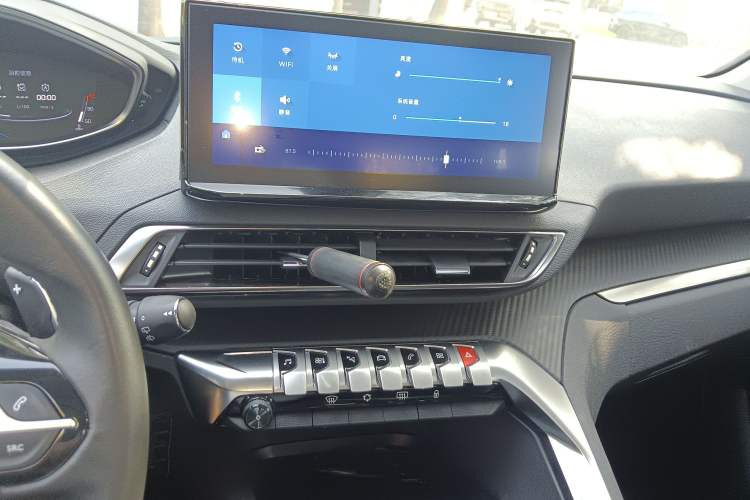 Used Peugeot 4008 2021 360THP Performance Edition Audio And AC Panel