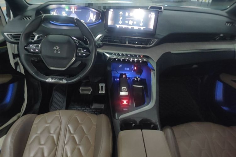Used Peugeot 4008 2021 400THP Ultimate GT Edition Center Console