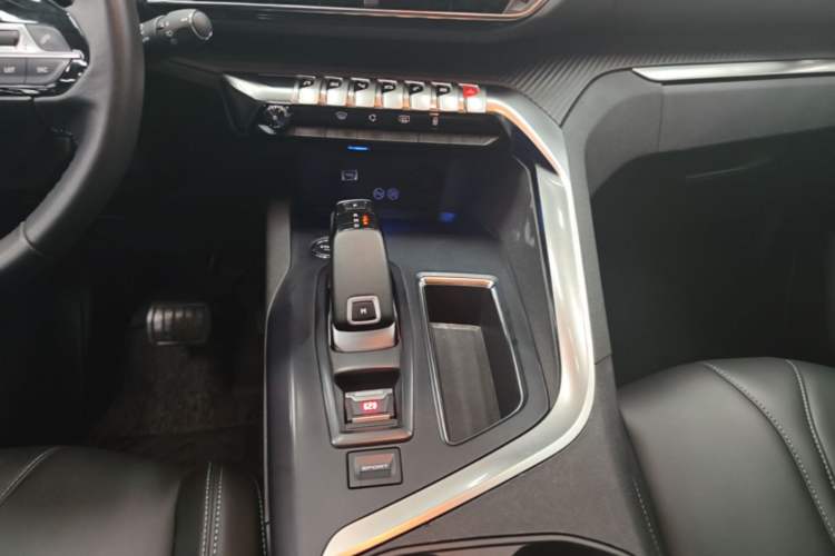 Used Peugeot 4008 2021 360THP Performance Edition Gear Lever