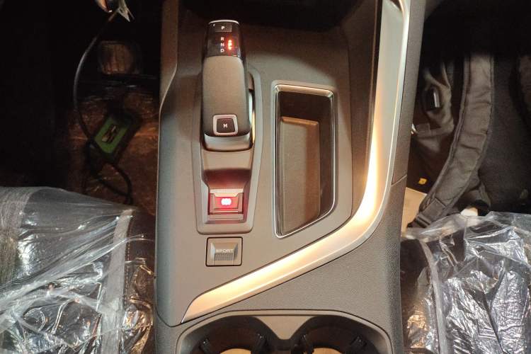 Used Peugeot 4008 2021 360THP Sharp Edition Gear Lever