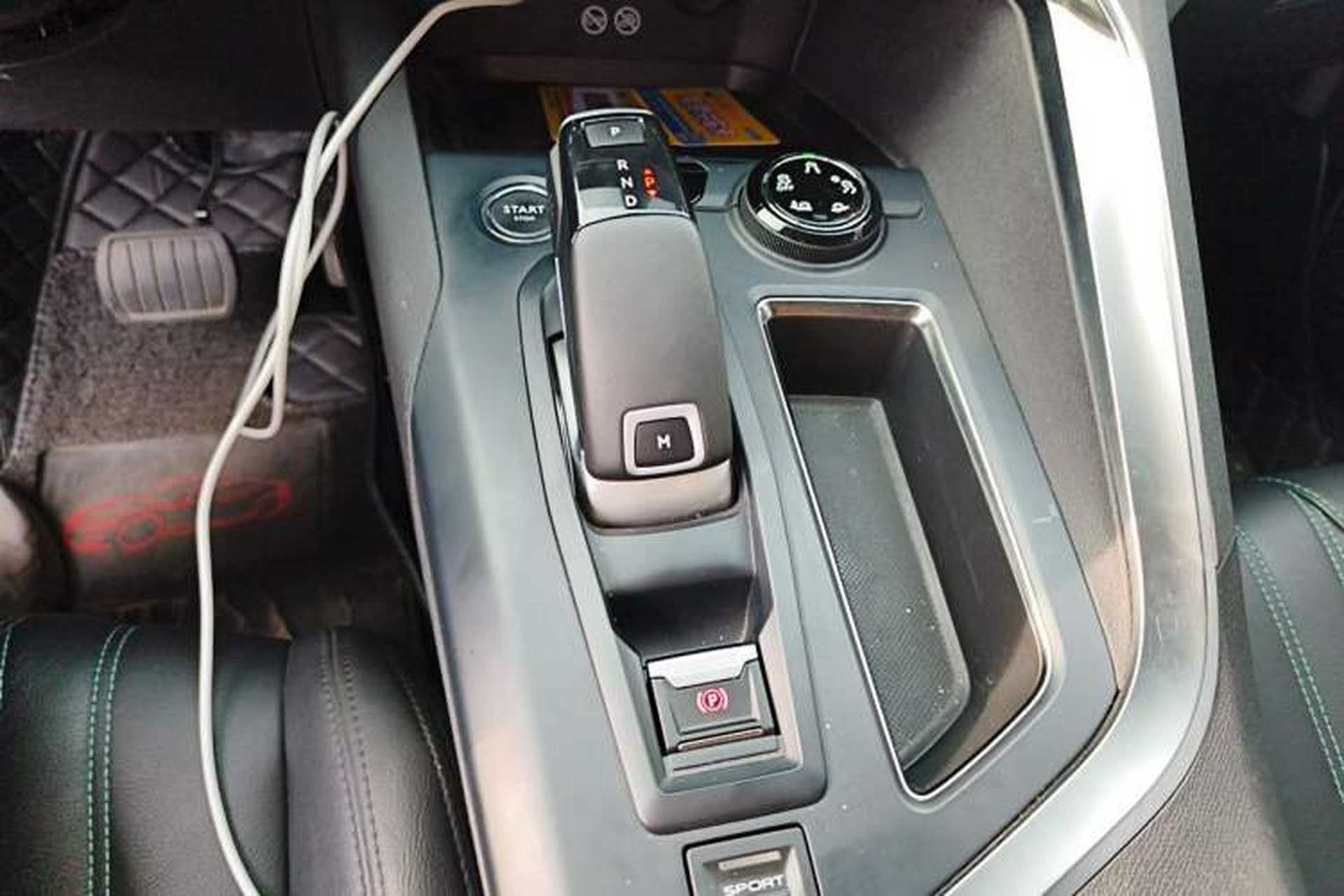 Used Peugeot 4008 2021 360THP Technology Edition Gear Lever