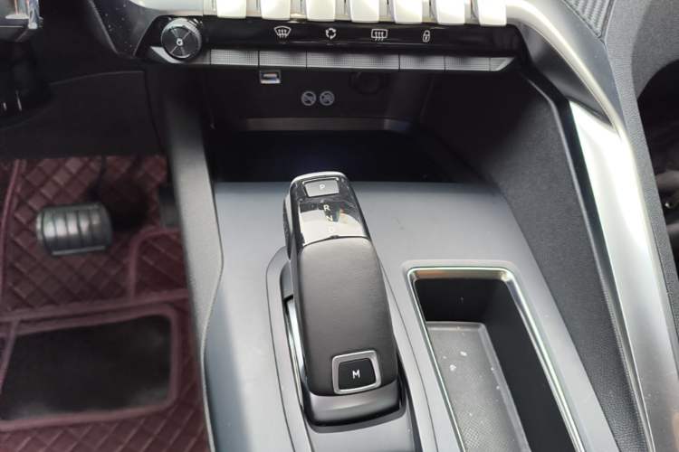 Used Peugeot 4008 2021 360THP Sharp Edition Gear Lever