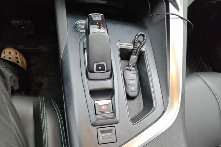 Used Peugeot 4008 2021 360THP Performance Edition Gear Lever