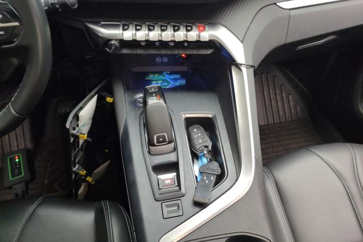Used Peugeot 4008 2021 360THP Performance Edition Gear Lever