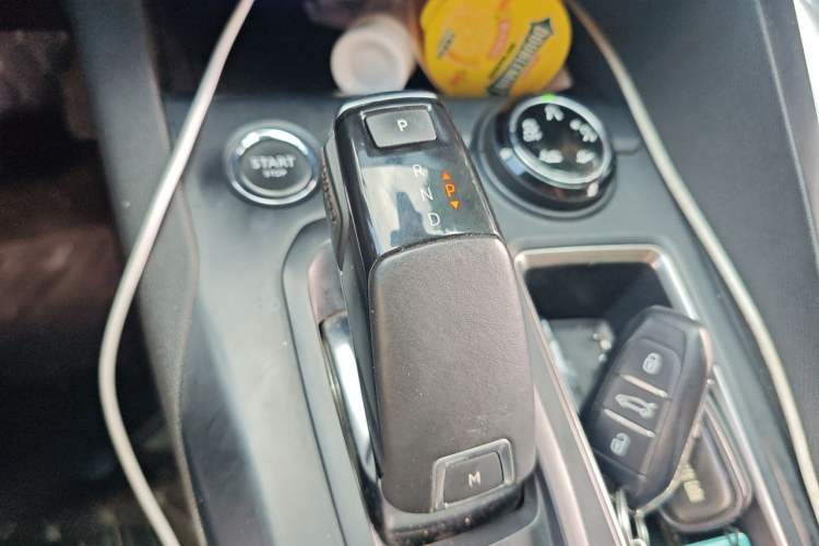 Used Peugeot 4008 2021 360THP Technology Edition Gear Lever