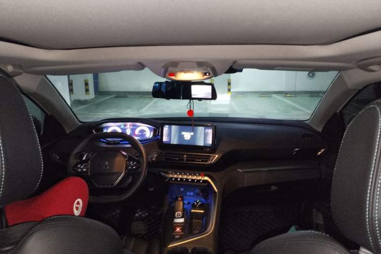 Used Peugeot 4008 2021 400THP Tech Edition Headliner
