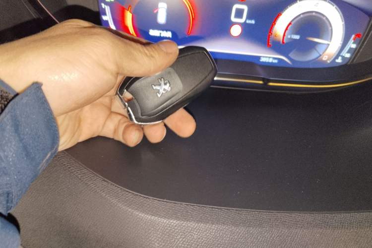 Used Peugeot 4008 2021 400THP Tech Edition Interior 1