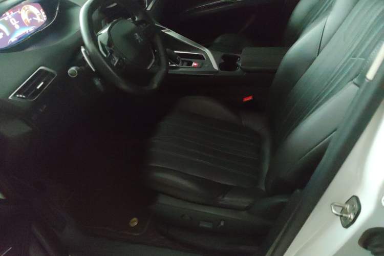 Used Peugeot 4008 2021 360THP Technology Edition Interior 3