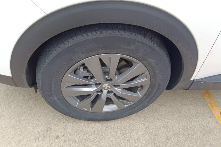 Used Peugeot 4008 2021 360THP Sharp Edition Left Front Wheel Hub