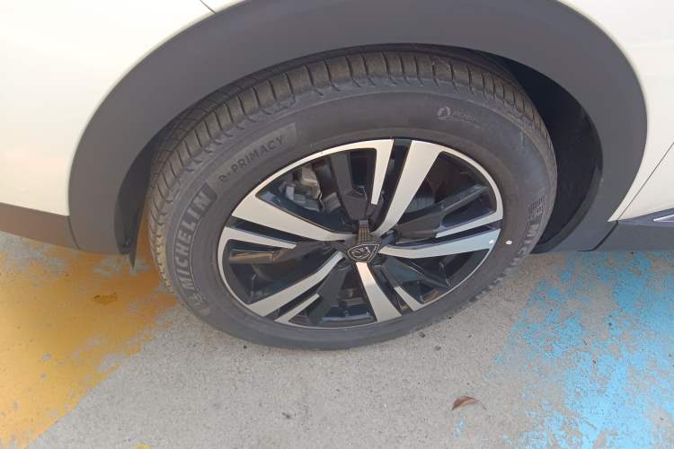 Used Peugeot 4008 2021 360THP Performance Edition Left Front Wheel Hub