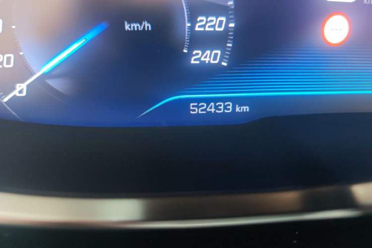 Used Peugeot 4008 2021 400THP Tech Edition Odometer Close Up