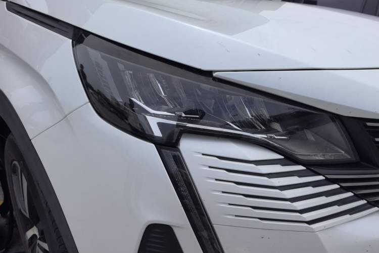 Used Peugeot 4008 2021 360THP Performance Edition Right Front Headlight