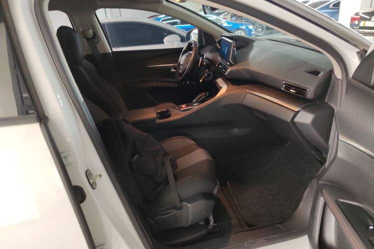 Used Peugeot 4008 2021 360THP Sharp Edition Right Front Seat