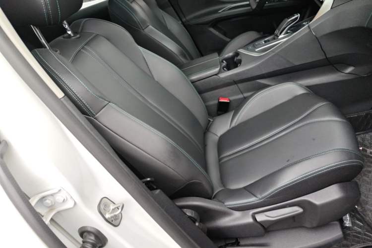 Used Peugeot 4008 2021 360THP Performance Edition Right Front Seat