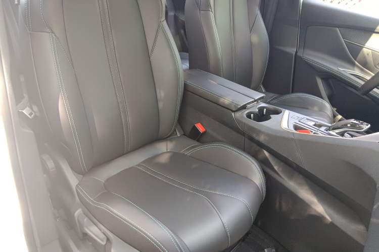 Used Peugeot 4008 2021 360THP Performance Edition Right Front Seat