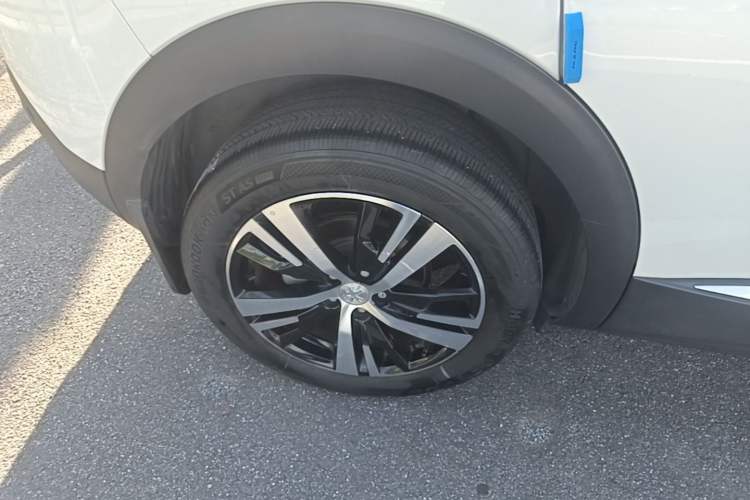 Used Peugeot 4008 2021 360THP Technology Edition Right Rear Wheel Hub