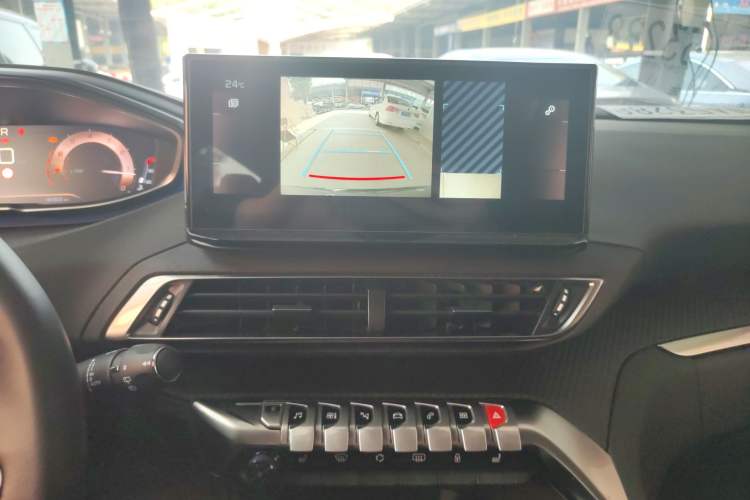 Used Peugeot 4008 2022 400THP Night Tech Edition Audio And AC Panel