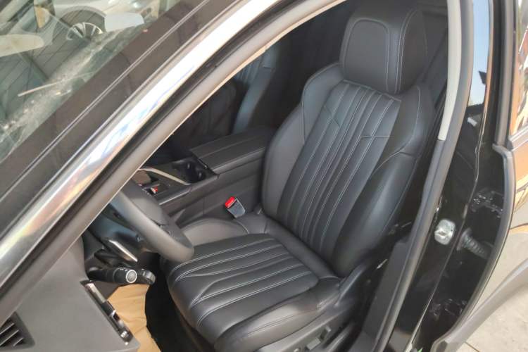 Used Peugeot 4008 2022 400THP Night Tech Edition Left Front Seat