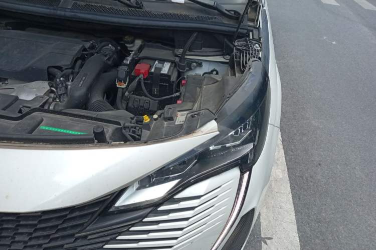 Used Peugeot 4008 2022 400THP Comfort Edition Engine Bay Left