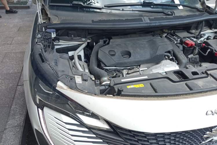 Used Peugeot 4008 2022 400THP Comfort Edition Engine Bay Right