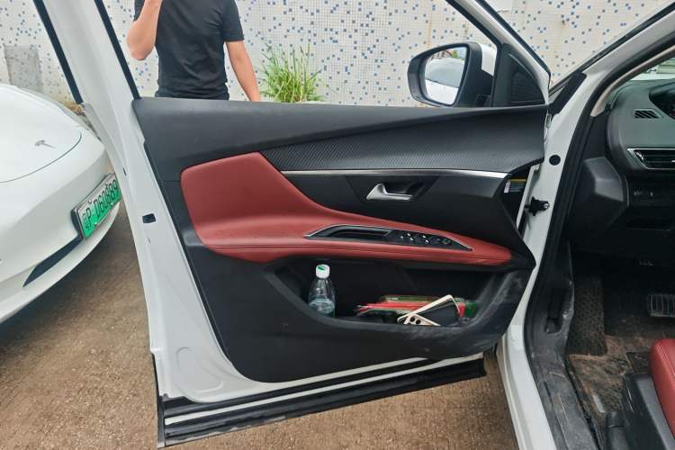 Used Peugeot 4008 2022 400THP Comfort Edition Left Front Door Interior