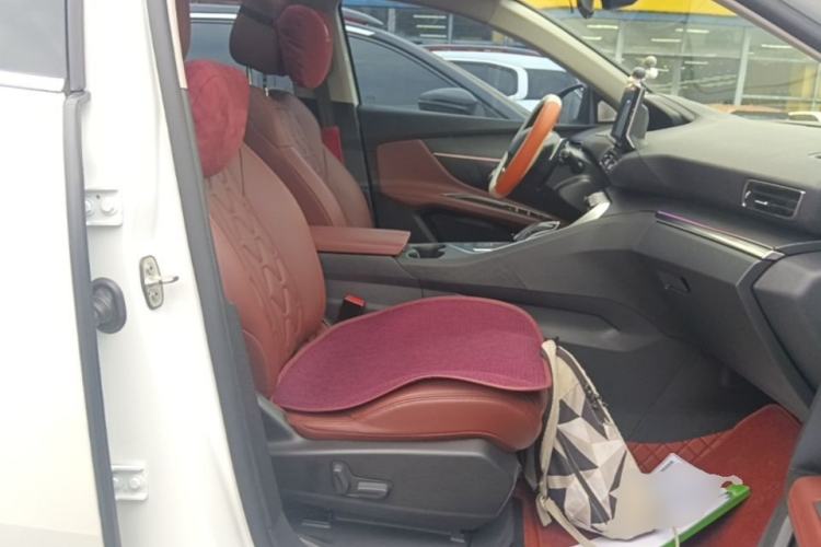 Used Peugeot 4008 2022 400THP Comfort Edition Right Front Seat