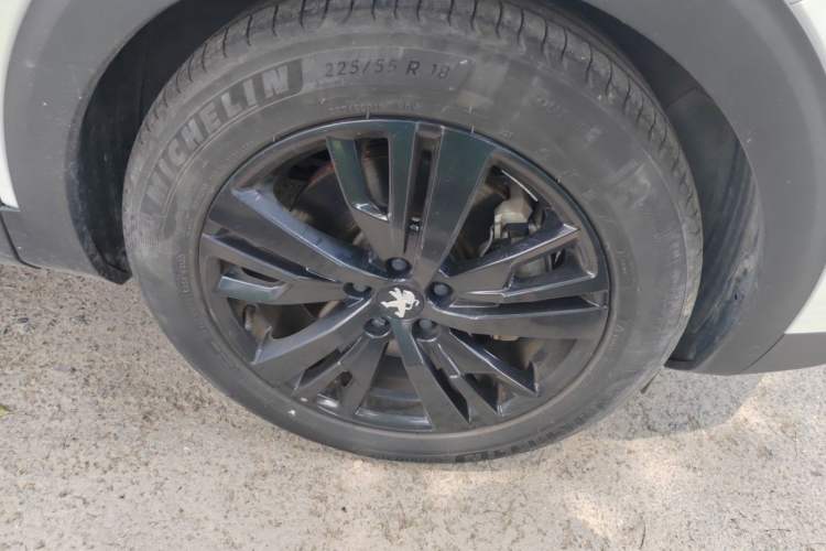 Used Peugeot 4008 2022 400THP Night Tech Edition Right Front Wheel Hub