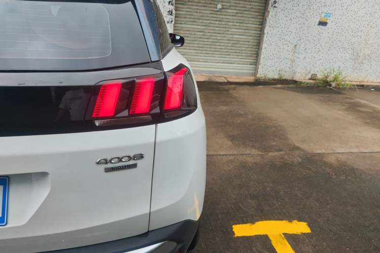 Used Peugeot 4008 2022 400THP Comfort Edition Right Rear Taillight