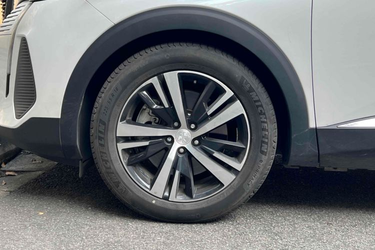 Used Peugeot 4008 2022 400THP Comfort Edition Right Rear Wheel Hub