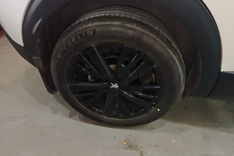 Used Peugeot 4008 2022 400THP Night Tech Edition Right Rear Wheel Hub