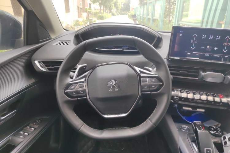 Used Peugeot 4008 2022 400THP Night Tech Edition Steering Wheel