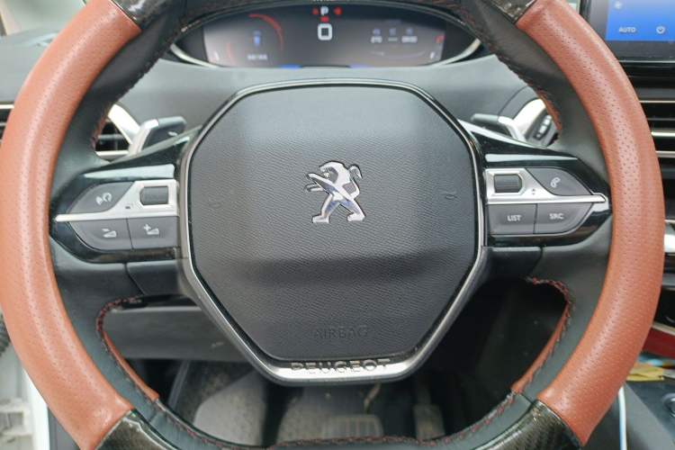 Used Peugeot 4008 2022 400THP Comfort Edition Steering Wheel