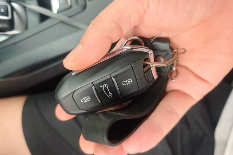 Used Peugeot 4008 2022 400THP Comfort Edition Vehicle Key