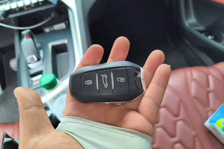 Used Peugeot 4008 2022 400THP Comfort Edition Vehicle Key