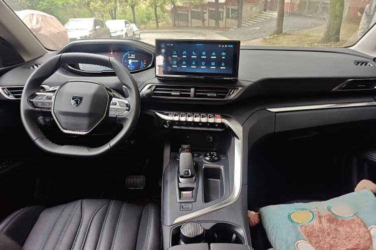 Used Peugeot 4008 2023 360THP Technology Edition Center Console