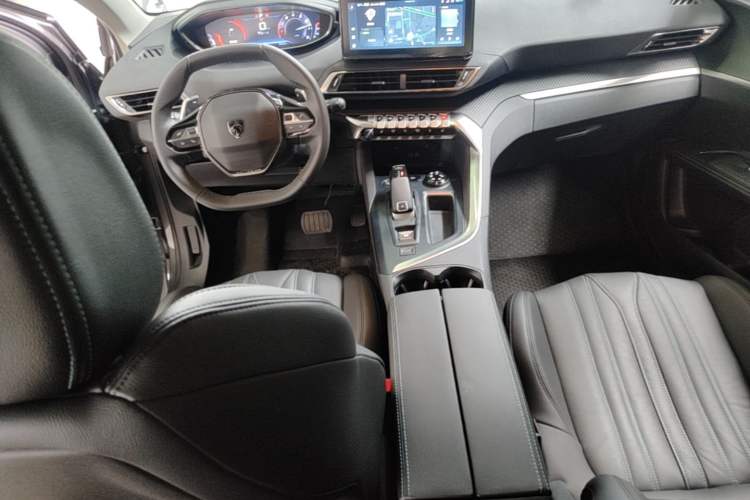 Used Peugeot 4008 2023 360THP Technology Edition Center Console
