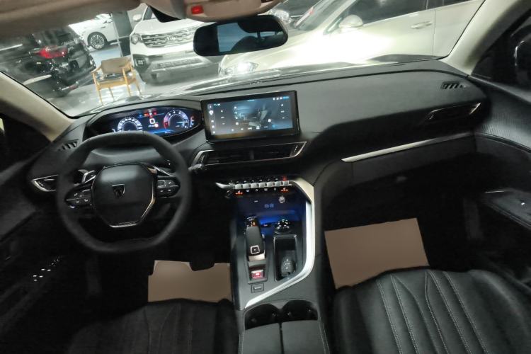 Used Peugeot 4008 2023 360THP Technology Edition Center Console