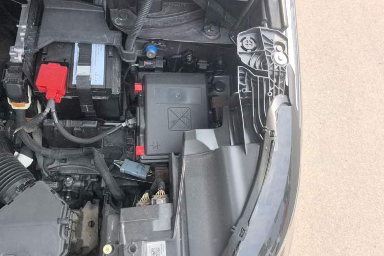 Used Peugeot 4008 2023 360THP Technology Edition Engine Bay Left
