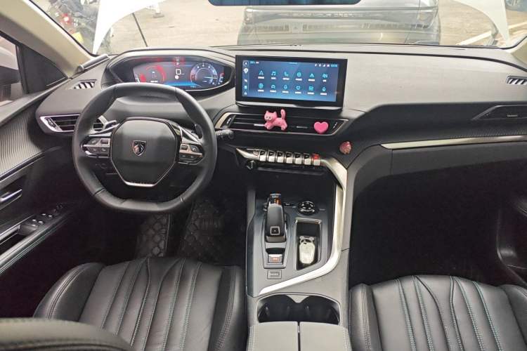 Used Peugeot 4008 2023 360THP Technology Edition Center Console