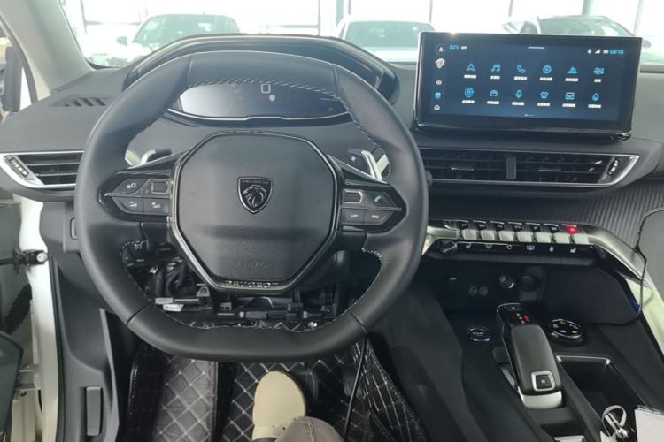 Used Peugeot 4008 2023 360THP Technology Edition Center Console