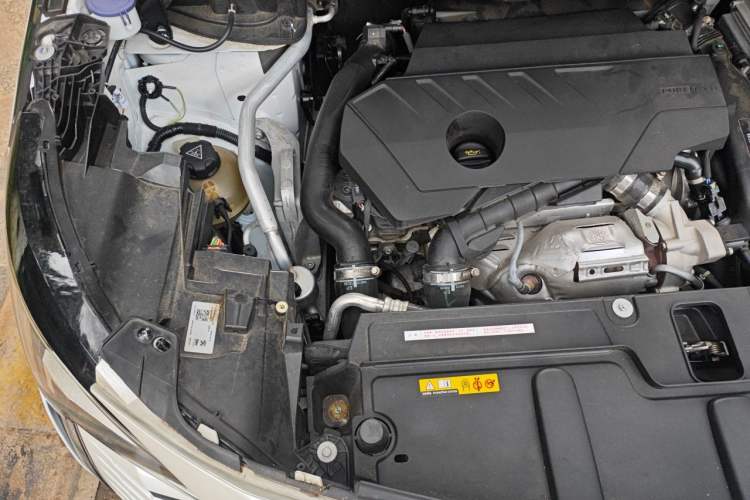 Used Peugeot 4008 2023 360THP Technology Edition Engine Bay Right