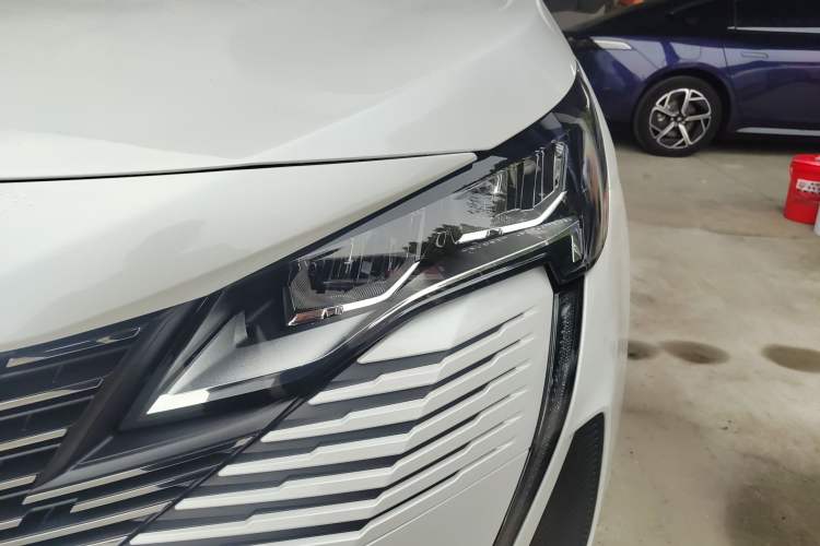 Used Peugeot 4008 2023 360THP Technology Edition Left Front Headlight