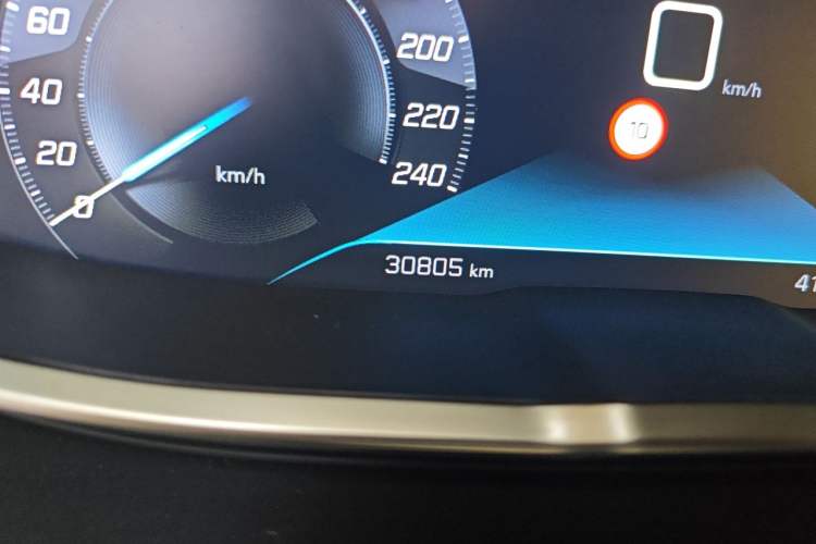 Used Peugeot 4008 2023 360THP Technology Edition Odometer Close Up