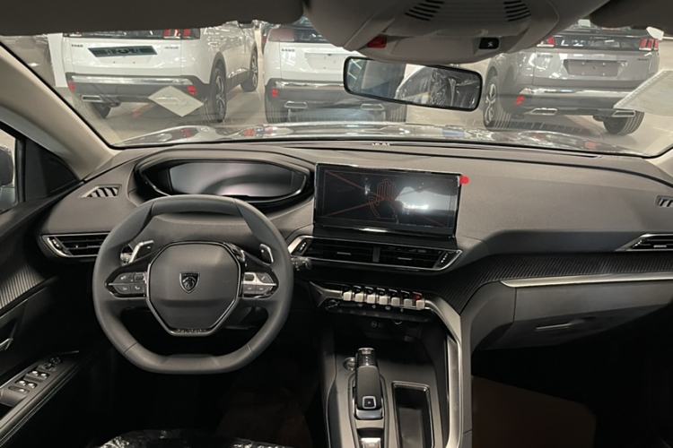 Used Peugeot 4008 2024 360THP Driving Fun Edition Interior 1