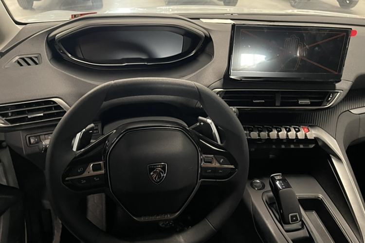 Used Peugeot 4008 2024 360THP Driving Fun Edition Interior 2