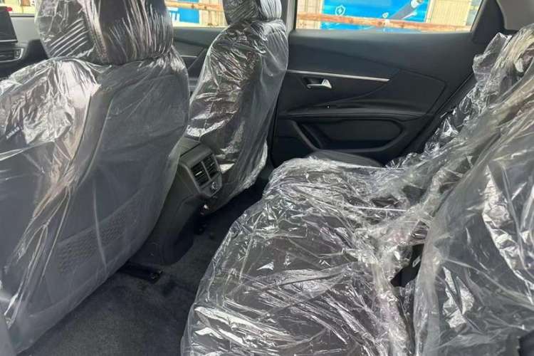Used Peugeot 4008 2024 360THP Driving Fun Edition Interior 3